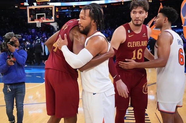 特级对决！火花四溅的克利夫兰骑士对阵纽约尼克斯